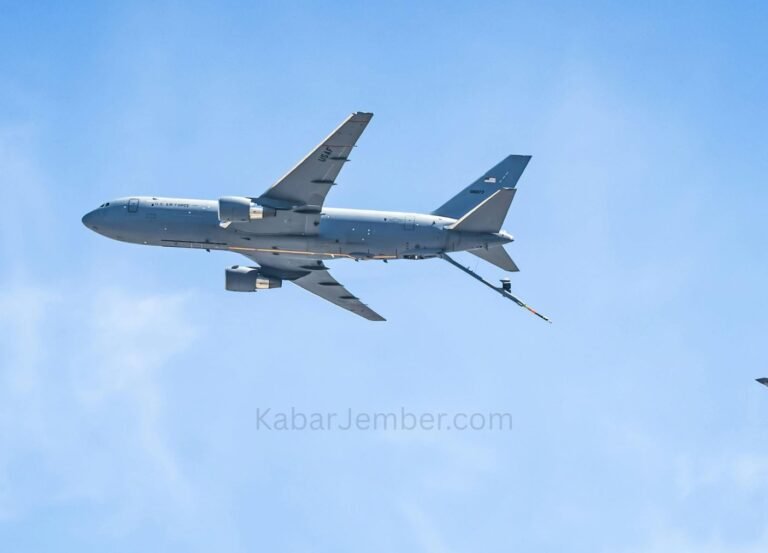 Tanker Terbang KC-135 Amerika Dilaporkan Hilang di Atas Qatar - KabarJember.com