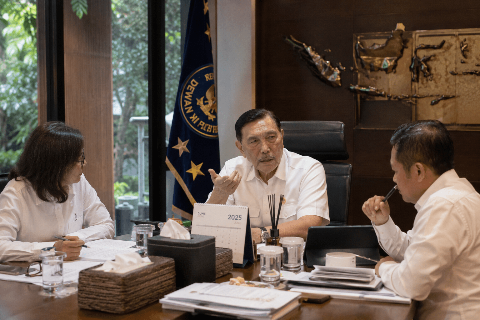 Luhut Ingatkan MBG Prioritas Prabowo