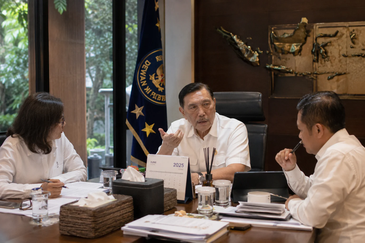 Luhut Ingatkan MBG Prioritas Prabowo