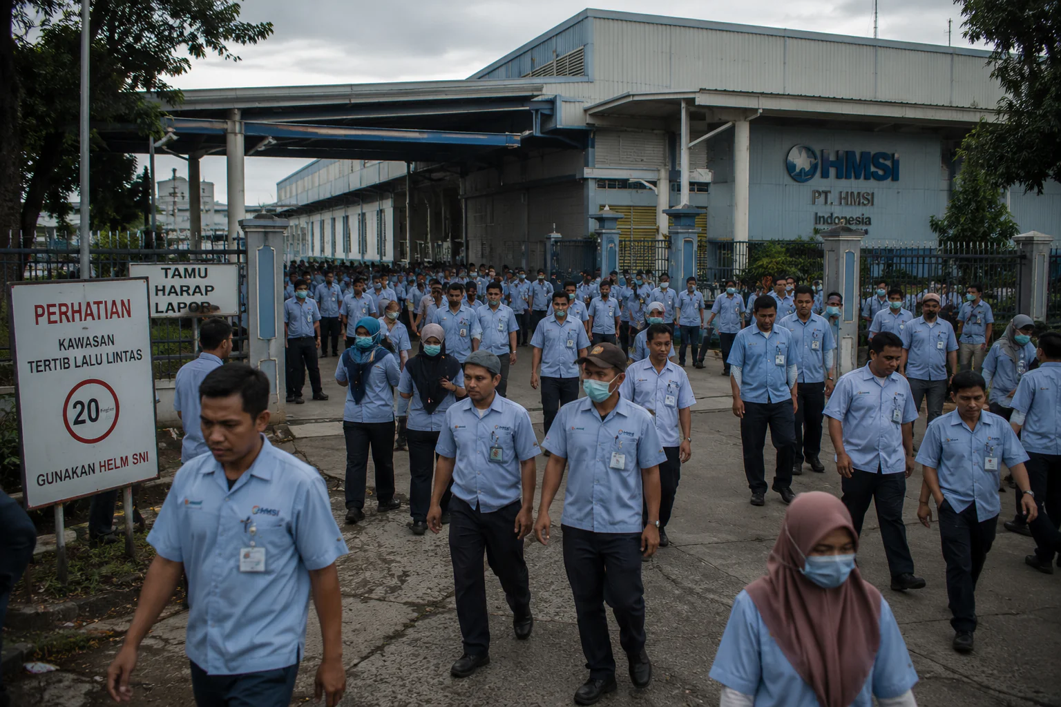 Dua Raksasa Komponen Otomotif Jepang Dikabarkan Relokasi ke Vietnam, Ribuan Pekerja di Jatim Terancam PHK